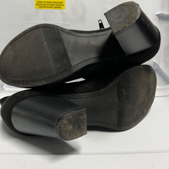 Old navy size 8 black booties - Picture 6 of 7